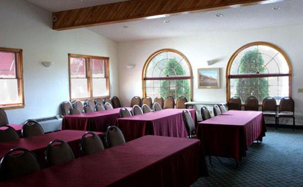 גלנס פולס Landmark Motor Inn מראה חיצוני תמונה