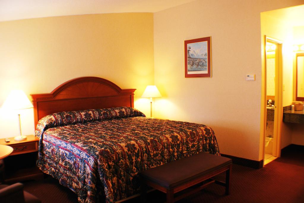 גלנס פולס Landmark Motor Inn חדר תמונה