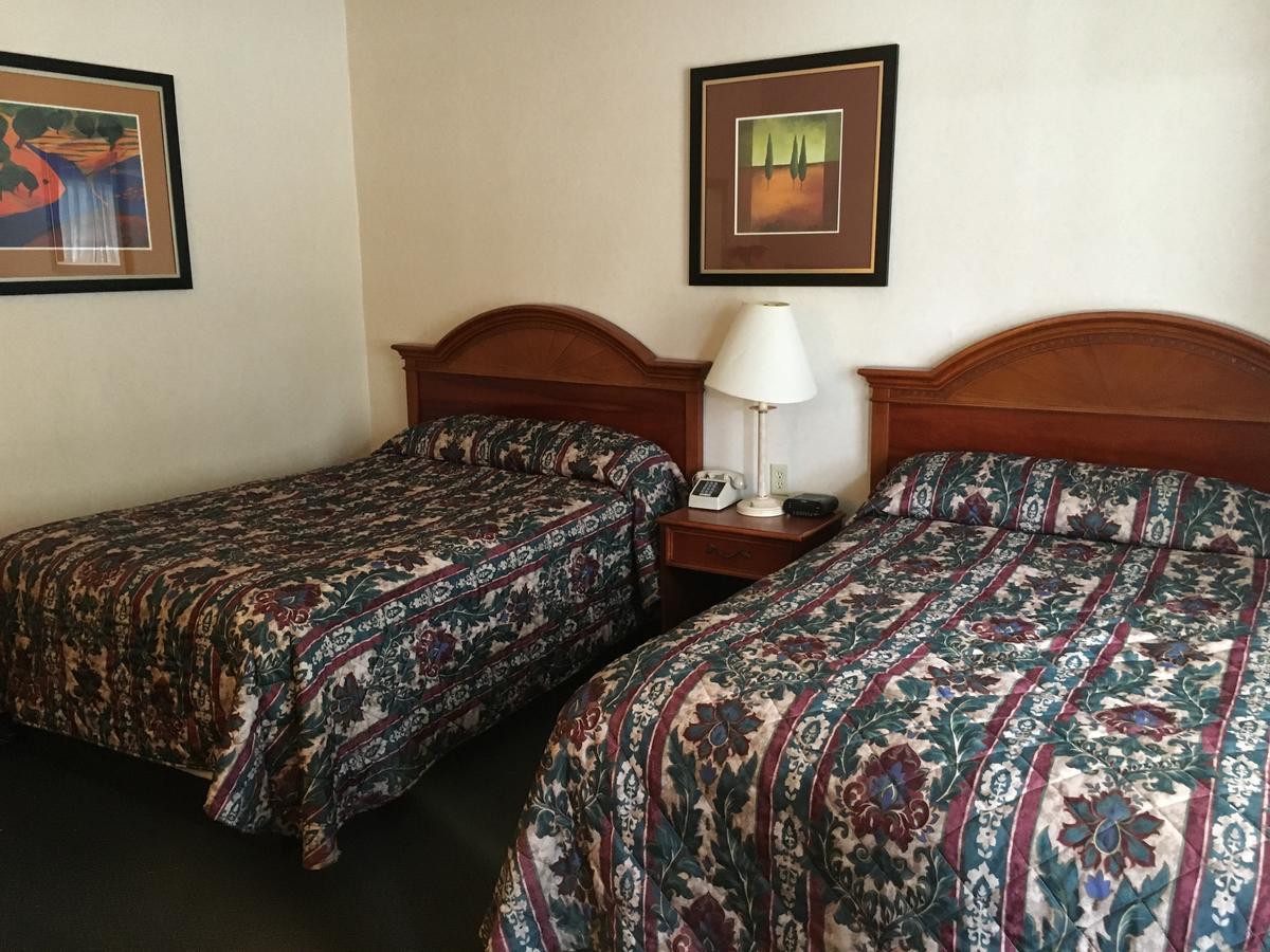 גלנס פולס Landmark Motor Inn מראה חיצוני תמונה